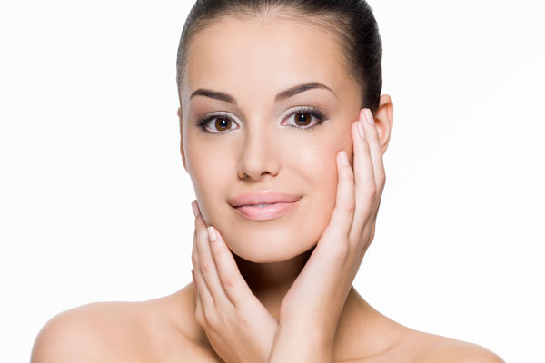 Trzy kroki do pięknej skóry. Zabiegi, które poprawią wygląd twojej skóry w 60 minut